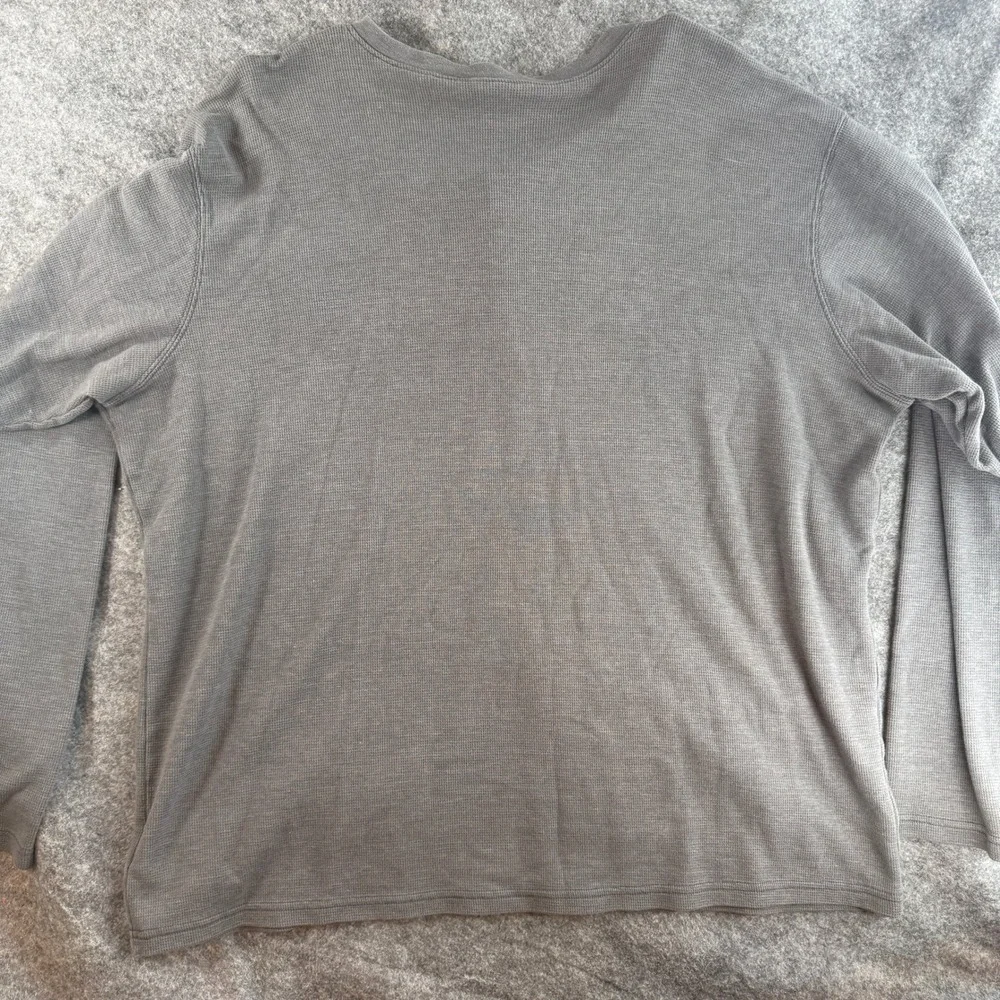 Columbia henley shirt